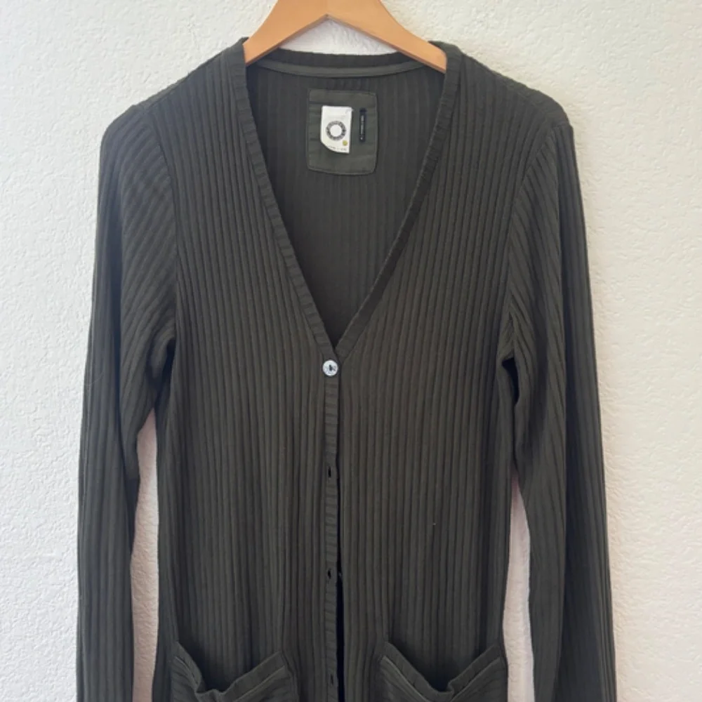 Akemi‎ + Kin olive green ribbed midi length cardigan Size Medium